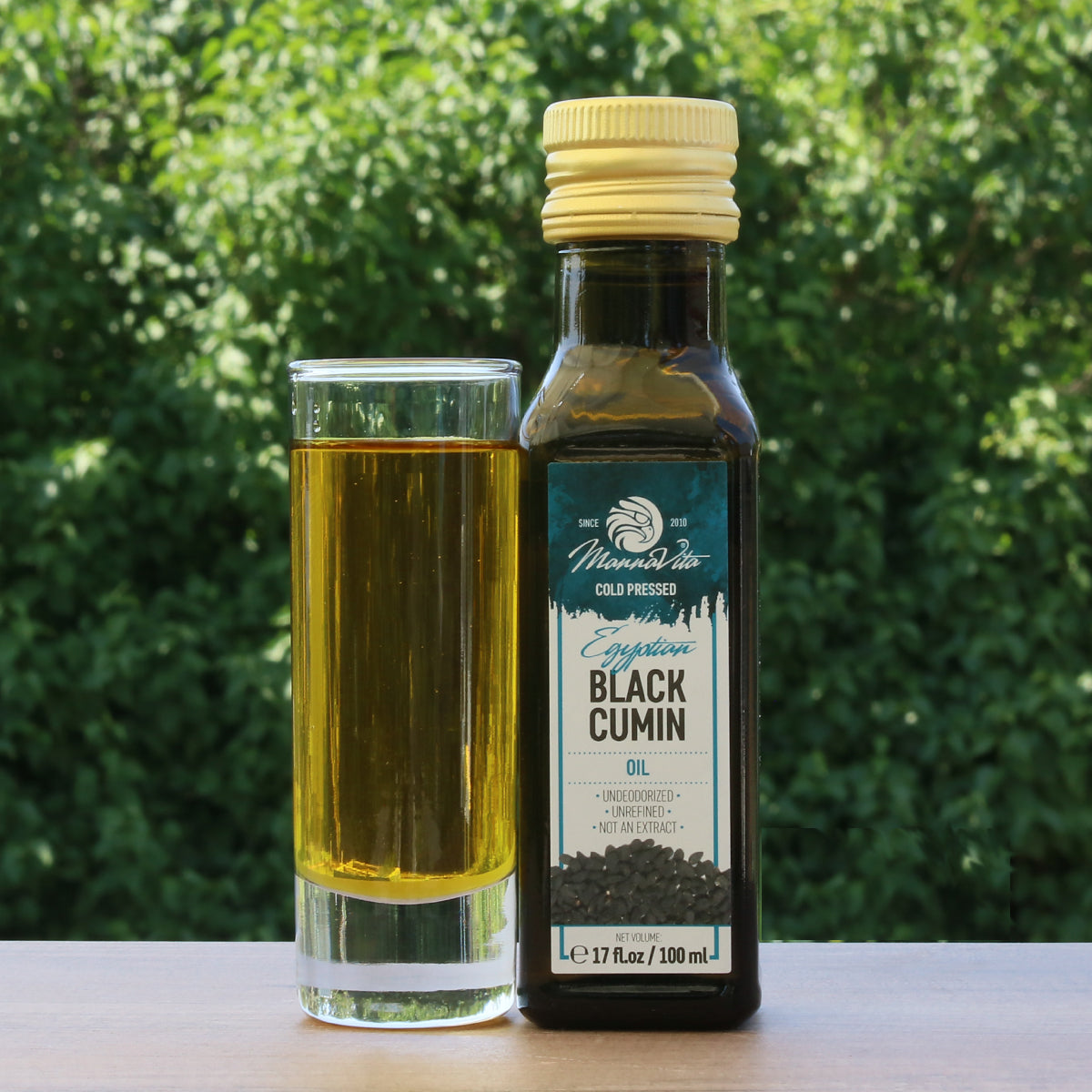 Mannavita olej z czarnuszki tłoczony na zimno • 100 ml