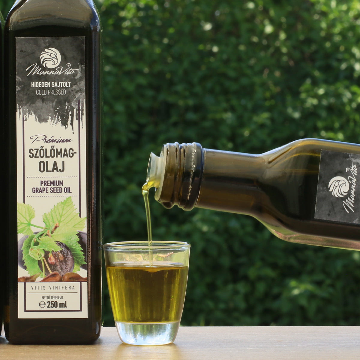 Mannavita węgierski olej z pestek winogron tłoczony na zimno • 250 ml