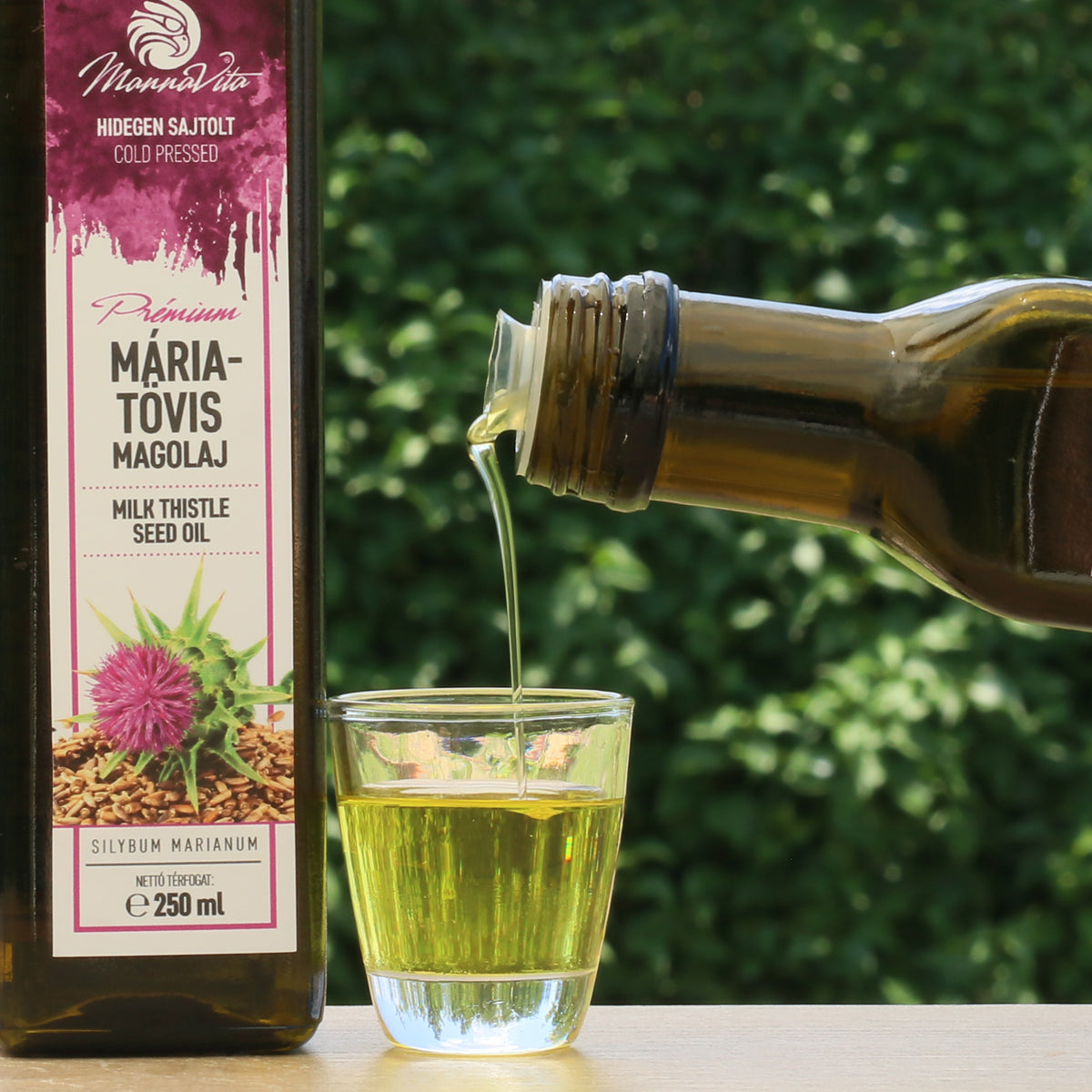 Mannavita Węgierski olej z nasion ostropestu tłoczony na zimno • 250 ml