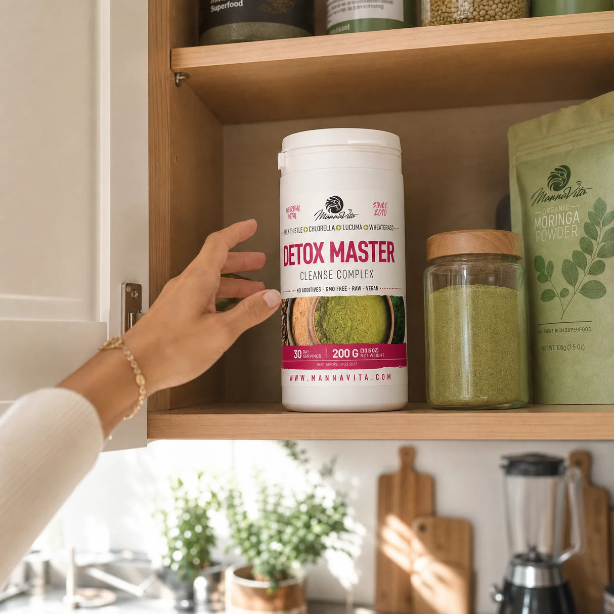 Mannavita Ostropest plamisty + Trawa pszeniczna + Chlorella + Lucuma • 200 g