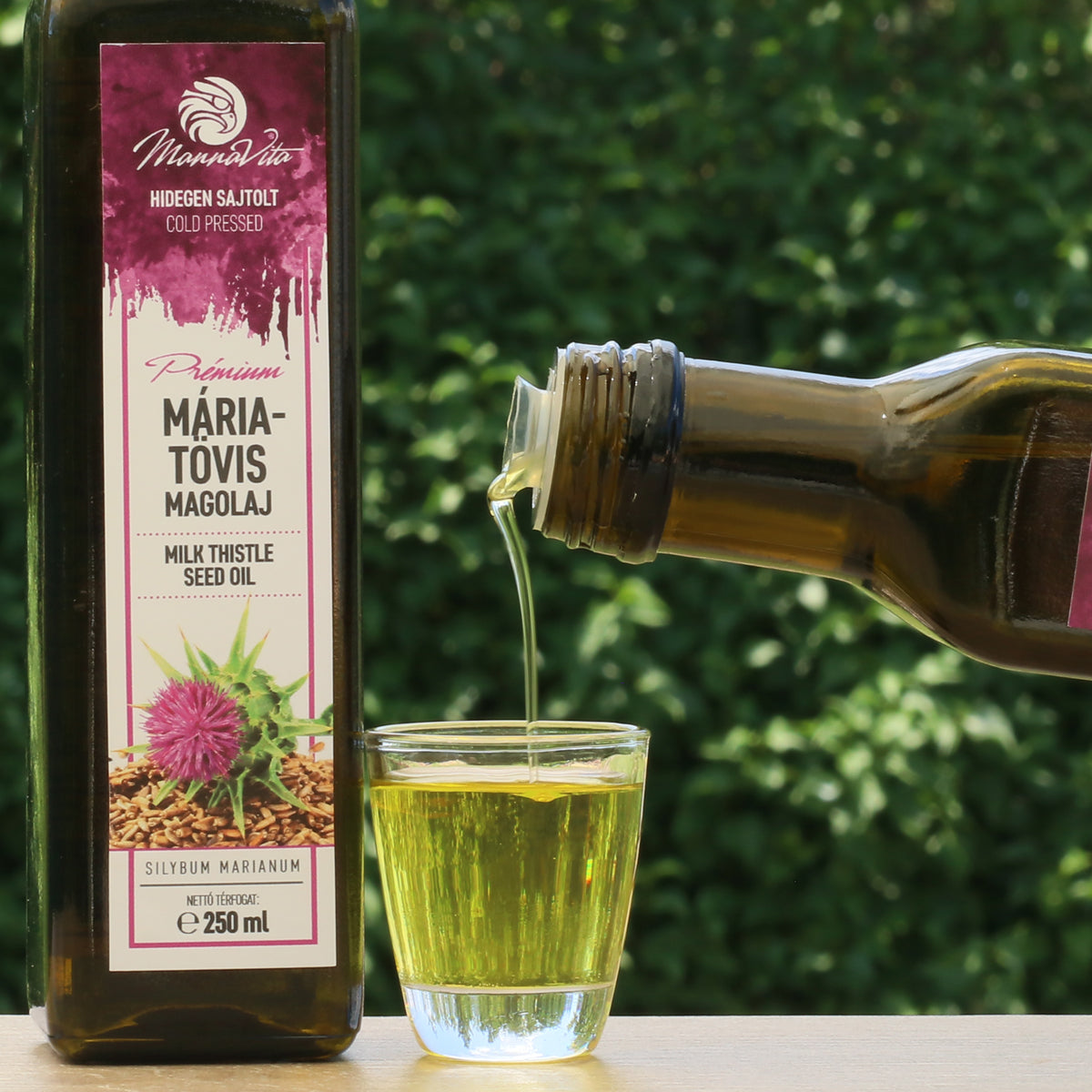 Mannavita Węgierski olej z nasion ostropestu tłoczony na zimno • 250 ml