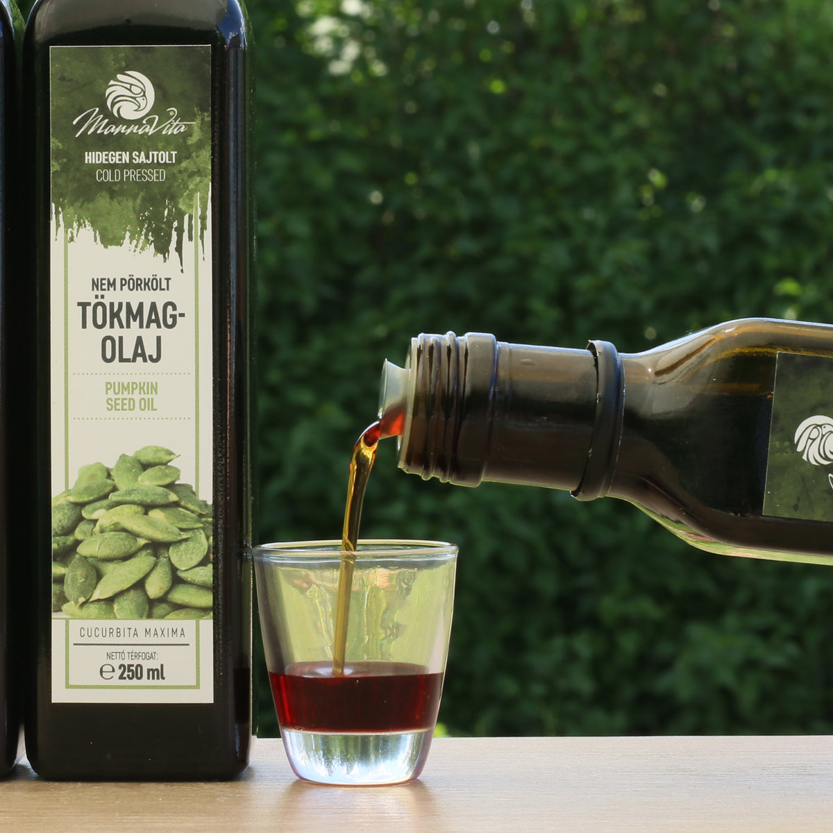 Mannavita węgierski olej z pestek dyni tłoczony na zimno • 250 ml